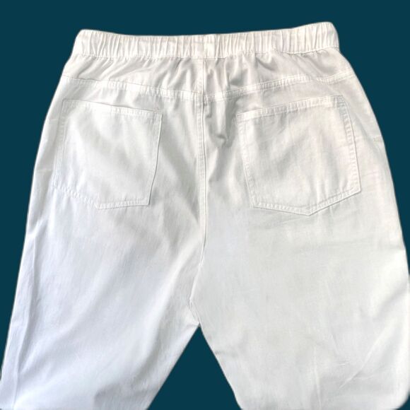 Aerie White Denim Distressed Pants - Picture 8 of 16